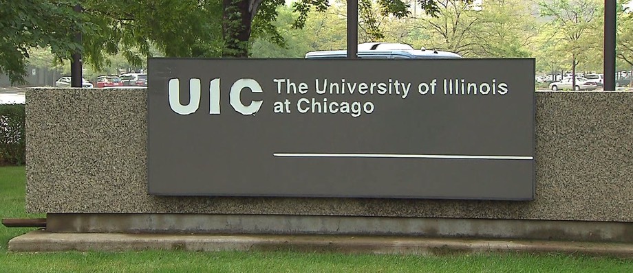 伊利诺伊大学芝加哥分校 UNIVERSITY OF ILLINOIS AT CHICAGO